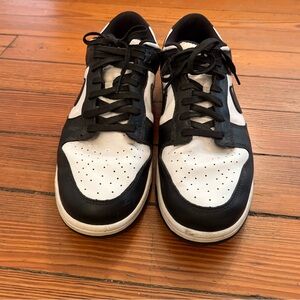 Nike Black and White Men's Sneakers